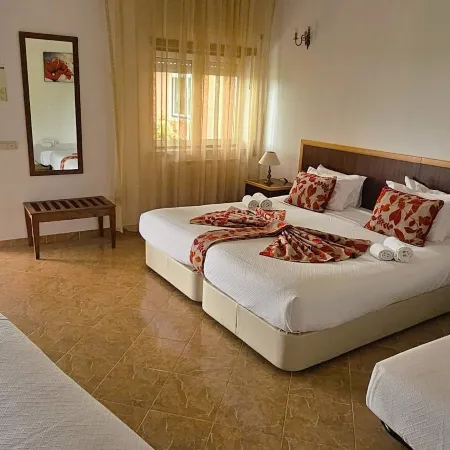 Hotel Louro