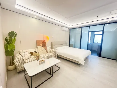 Li Hou · House (Shimao Store)