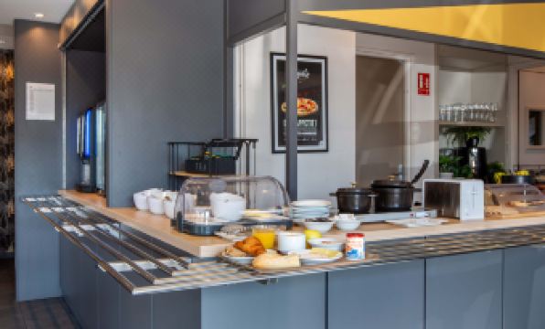 B&B Hotel Chartres Oceane