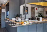 B&B Hotel Chartres Oceane - 早餐