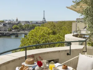 巴黎白馬莊園酒店