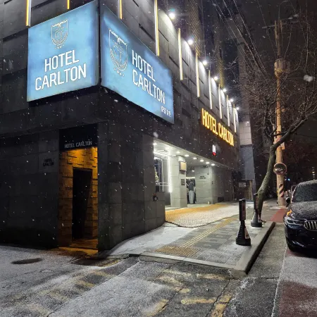 Carlton Hotel