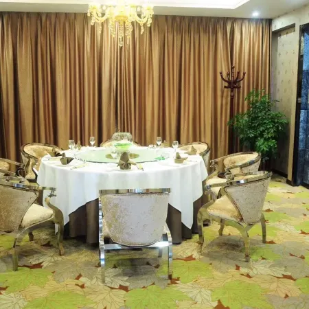 SET Chain Hotel (Jingmen Vocational College Wanda)