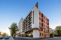 Xinjiyuan Business Hotel Jinzhou Yunfei Street Hotels in Ling River/Guta Night Market