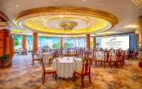 Golden Bay Hotel - Breakfast