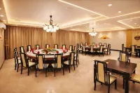 Jiangjing International · Ezzy Urban CultureHub Hotel (Shiquan Hanjiang Ancient City Branch)