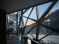 MoYe | Snow Mountain Cliff Hotel (Shangri-La Tiger Leaping Gorge Hotel) - bar