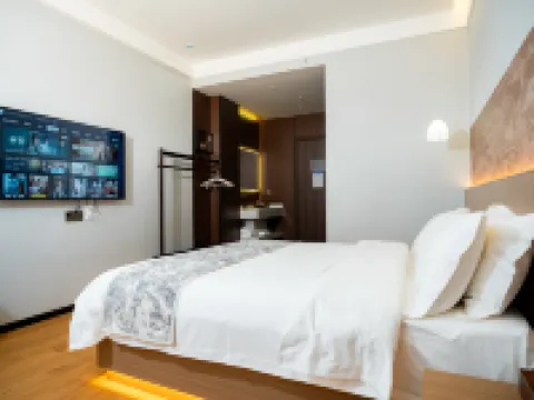 Zhouyi International Hotel Hotels in Mengla