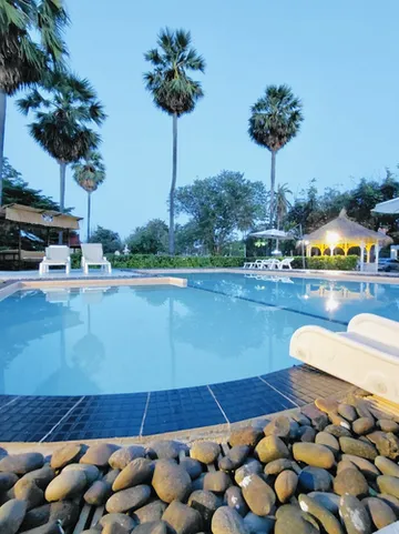 รูปภาพของBaan Golden Resort & Residences