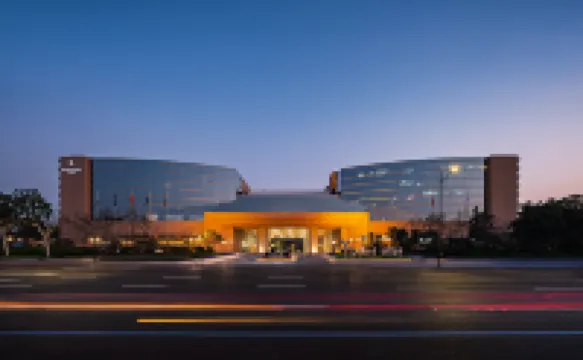 Renaissance Shanghai Hongqiao Hotels in Shanghai