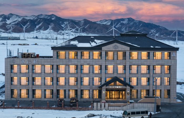 Sayram Lake Shuiyunshan Boli Hotel (New Visitor Center)