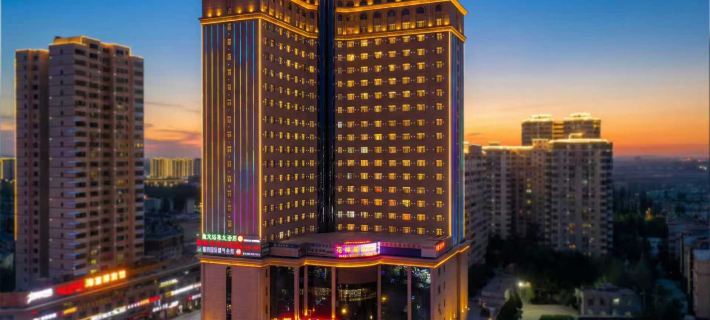 Grand Hotel (Aksu Tianbai Fashion Shopping Center) Hotele w: Aksu