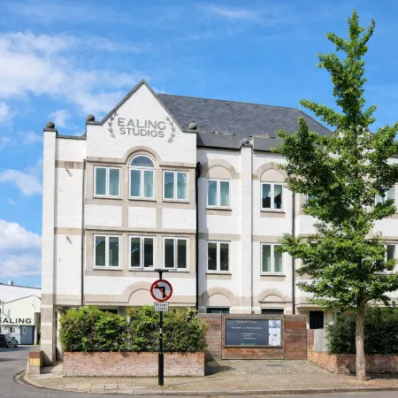 Roomspace Serviced Apartments- Walpole Court