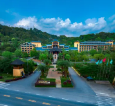 Longmen Dipai Hot Spring Resort