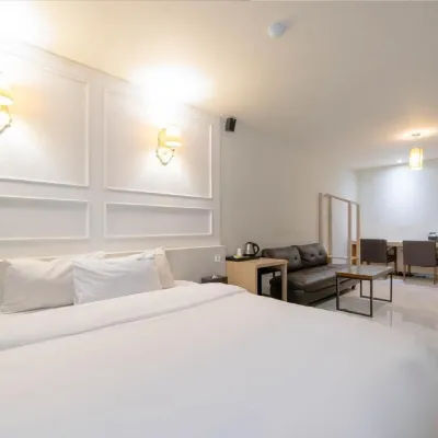 Gary Cooper Hotel Các khách sạn gần Đồi Dalmaji