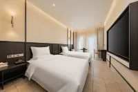 Luyin Boson Hotel (Suning Plaza Ahldin Botanical Garden)