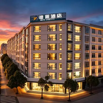 Qujing Deyuan Hotel Hotels near Jinlin (Golden Unicorn) Bay Love Town