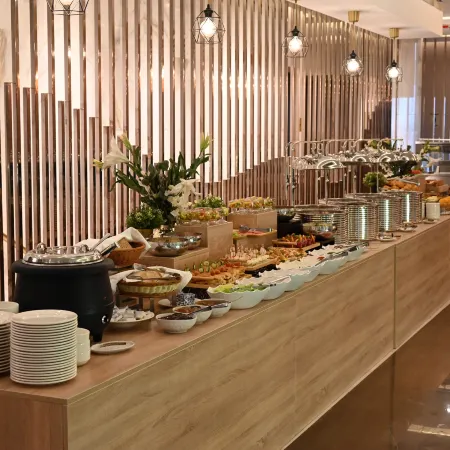 Green Park Hotel