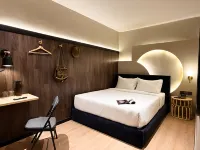 BonBon Hotel