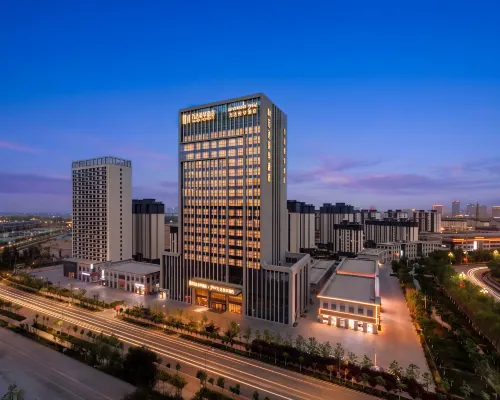 Wanda Moments Hotel, Aksu Airport فنادق في أكيسوشي