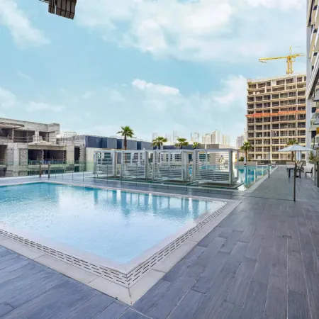 Dozin stay-Bay Square Luxury studio with Bay view