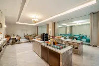 Vienna International Hotel (Chongzuo Tiandeng Marriott Center Branch