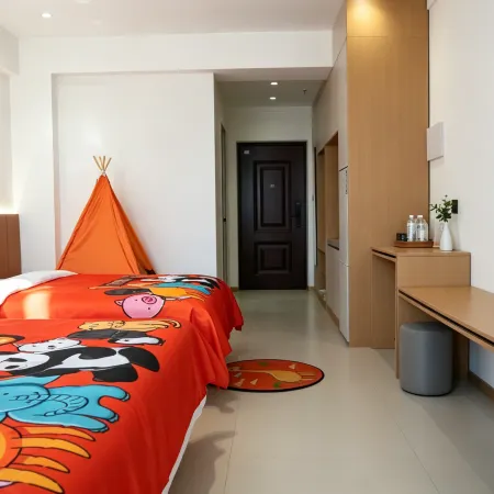 Chujing Yaju Homestay (Xingcheng Seaside Bathing Beach)