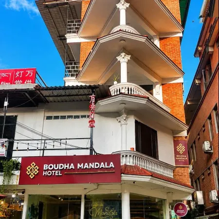 Boudha Mandala Hotel Отели рядом с достопримечательностью «Боудханат Ступа»