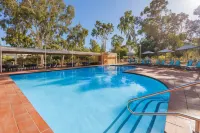Outback Lodge - Pools
