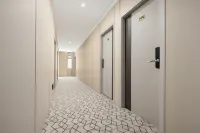 AURORA極光電競飯店（昆明國土資源學院牛街莊地鐵站店） - 2 星級