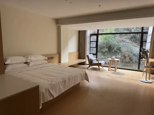 Xuanshuli Resort Hotel - parkir