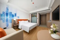 Rezen Huanxi Hotel (Huangchuan Sports Center Branch) - 주차장