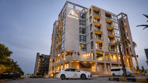 Alpirious Hotel - Near Islamabad Airport - 주차장