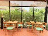 Lanta Forest Resort&Villas Hotels near Mai Kaew