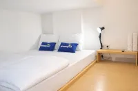 Dreampod Soekarno Hatta Airport - บริการรถรับส่ง