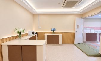 A Hotel Farrer Park, 11 Hrs, Stay From 10PM - 9AM