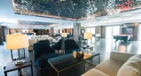 Grand Florida Beachfront Condo Resort Pattaya - Pools