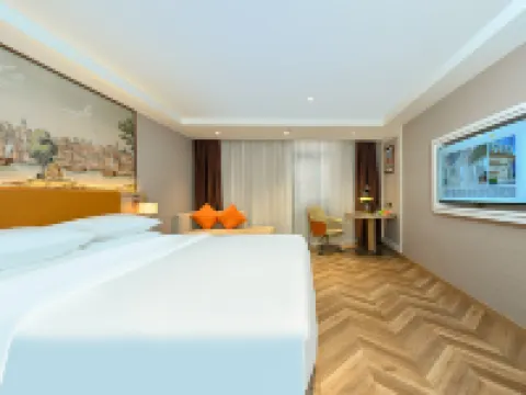 Vienna Classic Hotel (Guang An Hua Ying Hotel) Hotels in Huaying