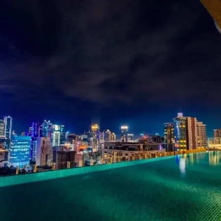 Ceylonz Suites KLCC by Ango Отели рядом с достопримечательностью «Телебашня «Менара Куала-Лумпур»»
