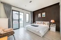 Ting Haiqingsu (Gold Coast Lonely Library)