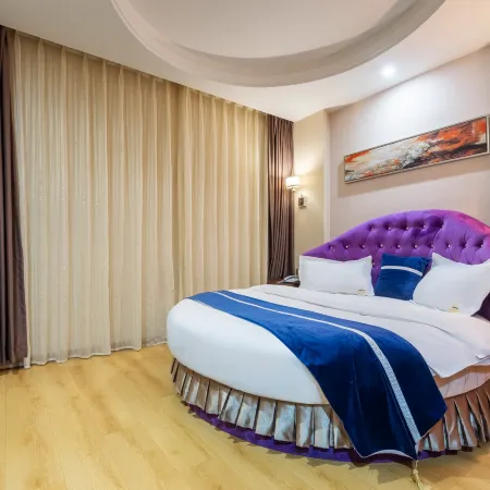 Luojiang Kaishenghao Hotel