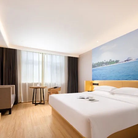 Jinjiang Metropolo Hotel (Haikou Qilou Old Street Riyue Plaza Duty-Free Store)