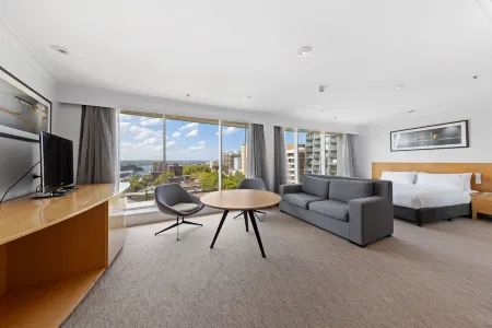 Holiday Inn Sydney Potts Point Отели в г. Potts Point