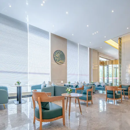 Ramada Hotel Changsha East Отели в г. Чаншасянь