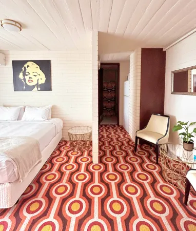 Indian Ocean Hotel Отели рядом с достопримечательностью «Сорренто Бич»