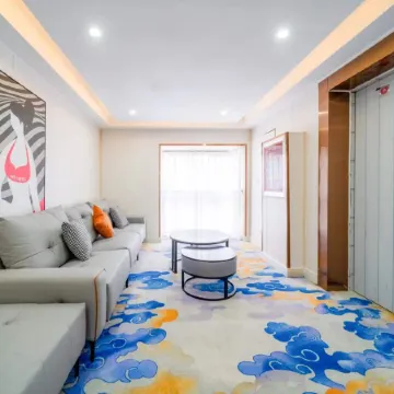 Junyi Hotel (Libo Tourism City People's Square)