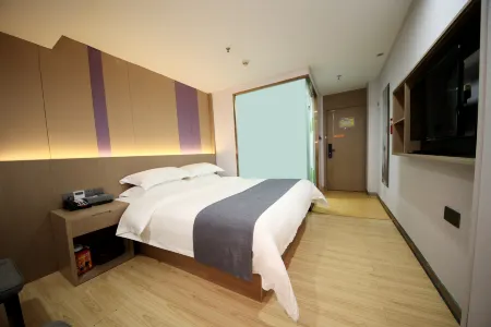 7Days Inn Chain Hotel (Shenzhen Science Museum Subway Station)