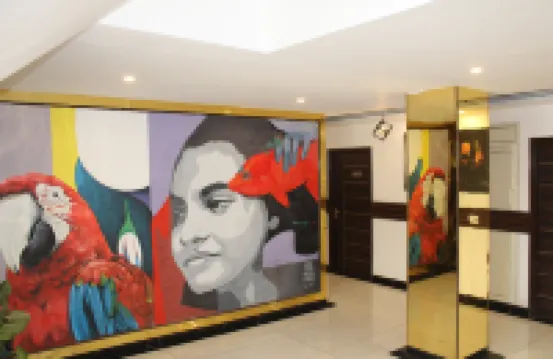 昌迪格紅蘋果酒店