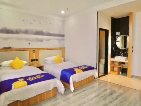 Qitian Hotel (Gaoping Youyi Street Store)