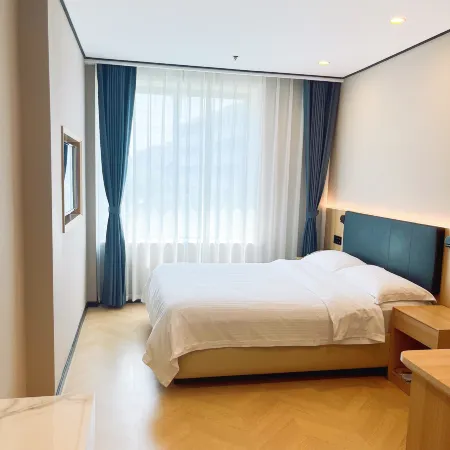 GreenTree Inn (Jiaxing Pinghu Zhapu Jiulong Mountain)